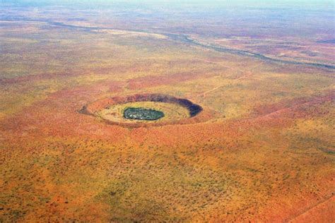 Unknown wonders: Wolfe Creek Crater