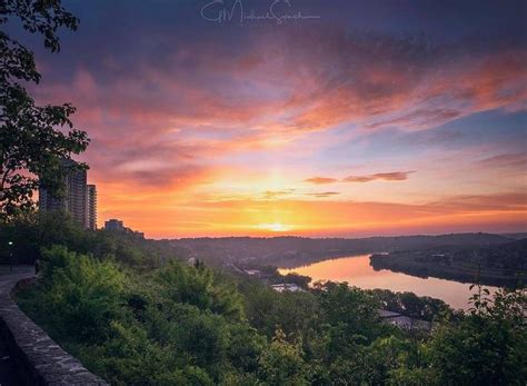 This beautiful shot was taken at Eden Park in Cincinnati Ohio by ...