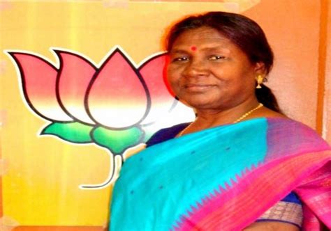 Draupadi Murmu sworn in as first woman Governor of Jharkhand | IndiaTV ...