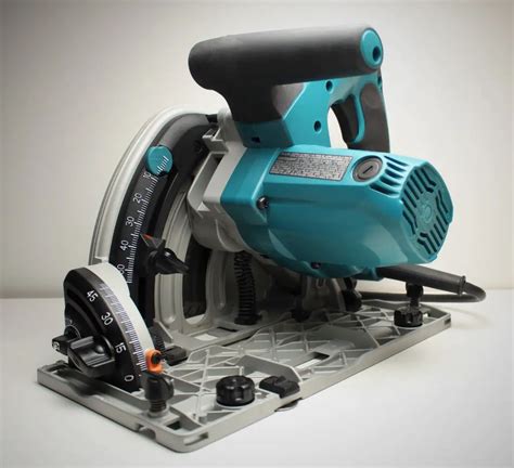 Makita Track Saw Review - Model SP6000 - Tools and Tutorials