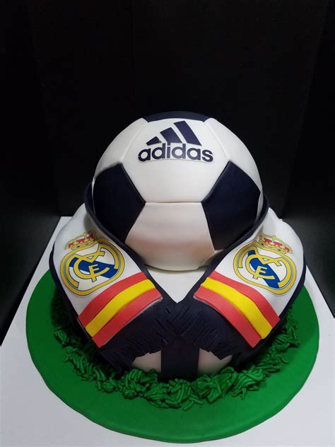 Real Madrid Cake - CakeCentral.com