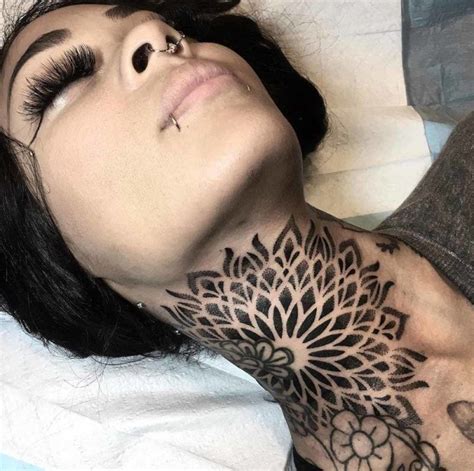 50 Incredibly Cool Neck Tattoos for Men and Women - Straight Blasted | Neck tattoos women, Girl ...