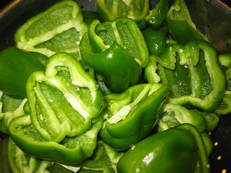 Simply Homemaking: Preserving Peppers