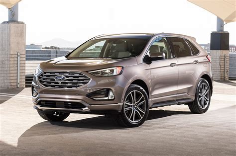 2019 Ford Edge Titanium Elite Package Debuts in Chicago | Automobile Magazine