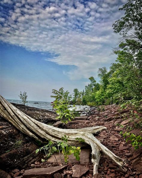 Shore of Lake Superior - Porcupine Mountains [oc] [750x1334] : r/EarthPorn