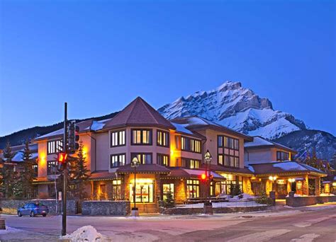 Mount Royal Hotel | Banff Accommodation | Mountainwatch Travel