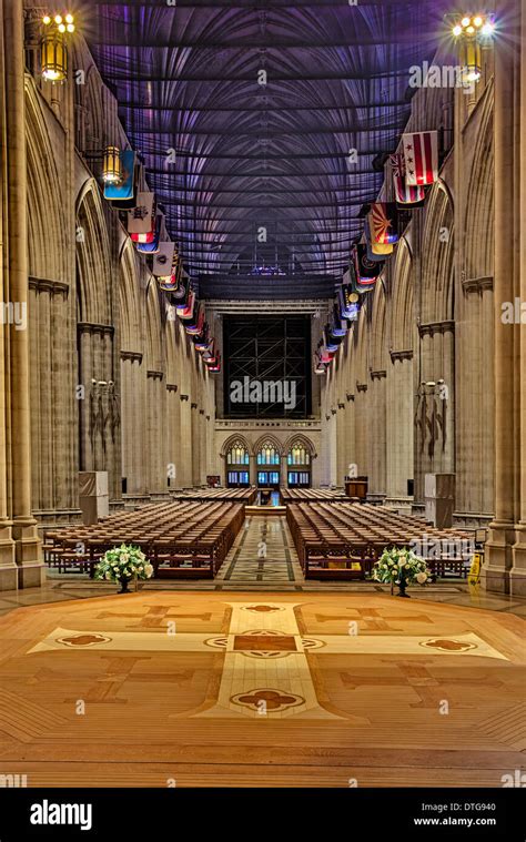 National cathedral interior washington hi-res stock photography and ...