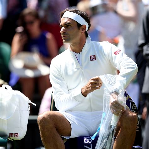 Roger Federer Plays His First Match at Wimbledon in a New Uniqlo Uniform | Vogue