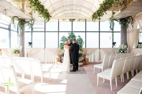 Harvey's Wedding Chapel | Liz + Tony | Lauren Lindley Photography