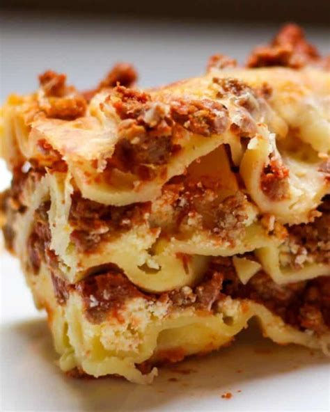 No-Boil Lasagna (with beef and ricotta) - Savas Kitchen