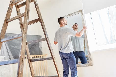 How to Hang a Heavy Mirror In 5 Simple Steps