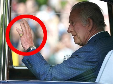 King Charles III: What’s going on with his fingers? | news.com.au — Australia’s leading news site