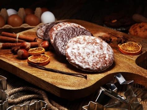 Lebkuchen - 12 Best Recipes, Origin and Fun Facts - All Tastes German