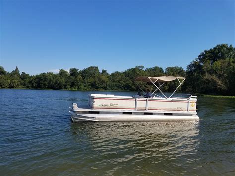 Crest Crest Pontoon Sport 2004 for sale for $8,999 - Boats-from-USA.com