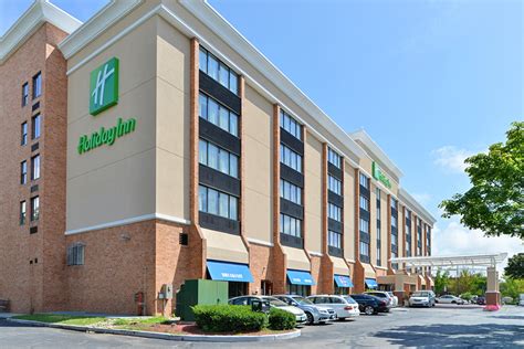 Holiday Inn New London-Mystic Area- New London, CT Hotels- First Class Hotels in New London- GDS ...