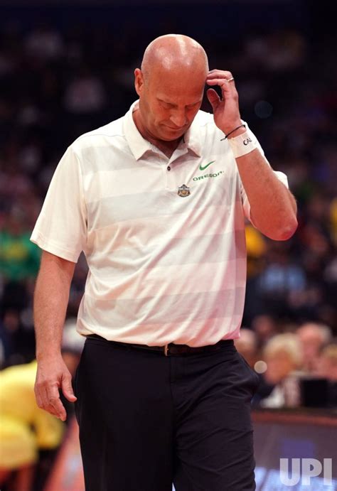 Photo: Oregon Ducks head coach Kelly Graves at the Women's Final Four ...