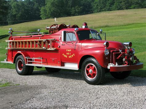 GMC 450 fire truck:picture # 9 , reviews, news, specs, buy car