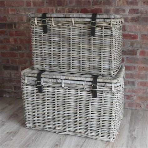 Large Wicker Hamper Baskets Lid Leather Straps Set 2 These hampers are fantastic quality and ...