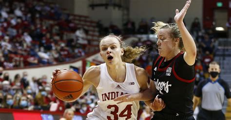 Nebraska Women’s Basketball Comeback Falls Short As Indiana Wins 72-65 - Corn Nation