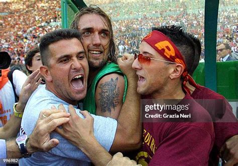 Batistuta Photos and Premium High Res Pictures - Getty Images