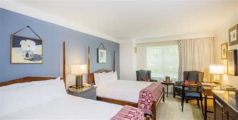 Guest Rooms & Suites at Williamsburg Lodge - Colonial Williamsburg