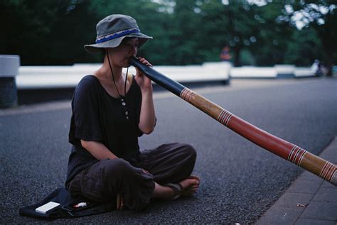 The World According to Sroyon: The Didgeridoo Players of Yoyogi Park