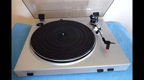 iON TTUSB05XL USB Turntable / line output - YouTube