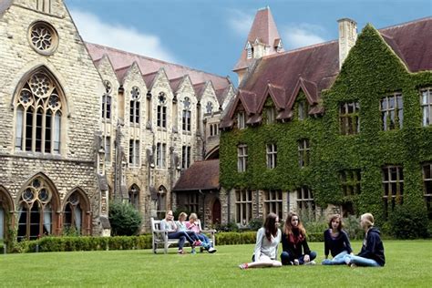 University of Gloucestershire Scholarships: Application Guide - Scholarships World