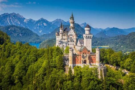 9 Munich Castles That Retell The Stories Of Long Gone Kings And Queens