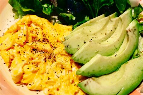 Scrambled Egg and Avocado: 5 Easy Everyday Keto Recipe