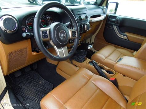 2011 Jeep Wrangler Mojave 4x4 Interior Color Photos | GTCarLot.com