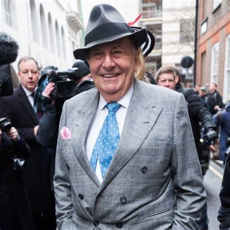 Comedian Barry Humphries Dies | 2023 News