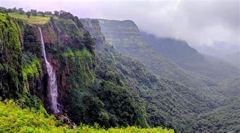 Top 5 Places to Visit in Amboli Ghat | Tourist Points at Amboli Hill Station