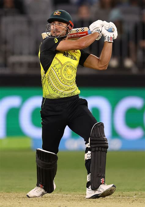 Marcus Stoinis smashed an unbeaten 59 from 18 balls | ESPNcricinfo.com