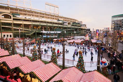 Ice Skating Chicago | Find Rinks in Downtown & Nearby | Choose Chicago