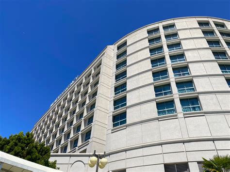 Hyatt Regency San Francisco Airport Review: A Solid Airport Hotel