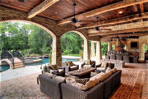 34 Incredible Barndominium Interiors | Barndominium interior, Barndominium, Spanish style homes