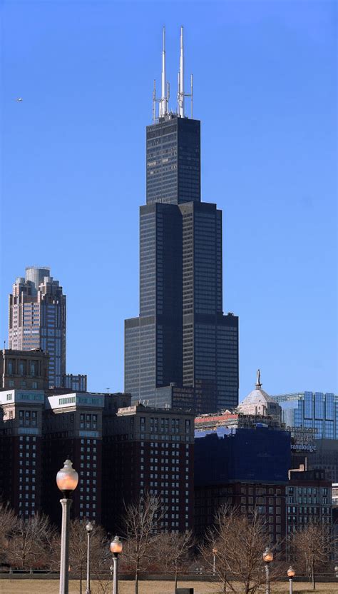 Public Art in Chicago: Willis Tower / Sears Tower ... [More than 50,000 unique views]