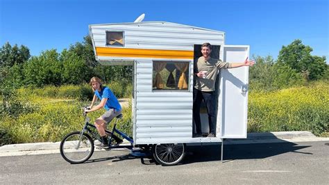 RV on a budget: Two guys build the world’s smallest camper on a bicycle - TrendRadars India