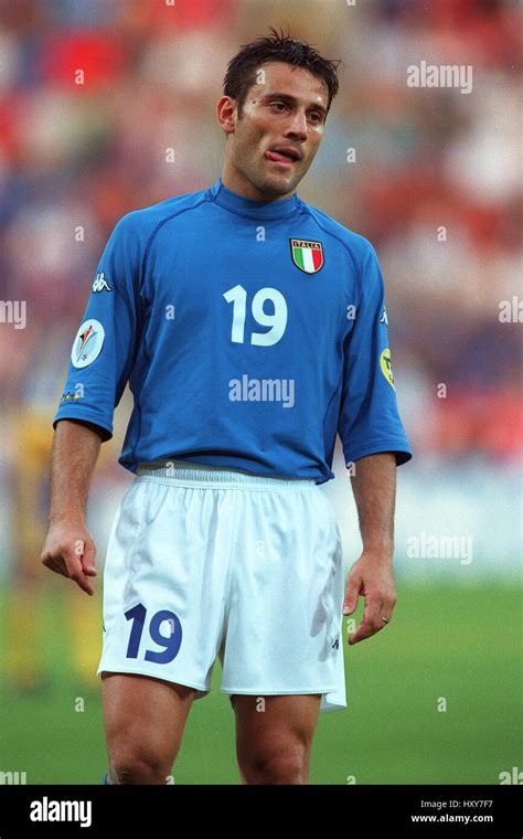 VINCENZO MONTELLA ITALY & AS ROMA 19 June 2000 Stock Photo, Royalty Free Image: 137052251 - Alamy