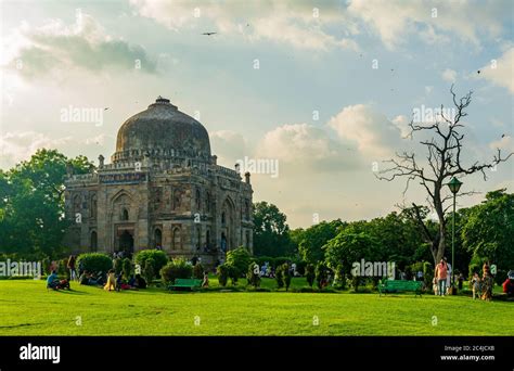 Sunset photography at Lodhi Garden Stock Photo - Alamy