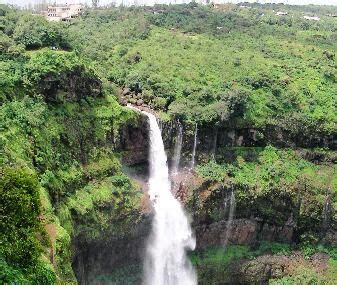 Dhobi Waterfalls, Mahabaleshwar | Ticket Price | Timings | Address ...