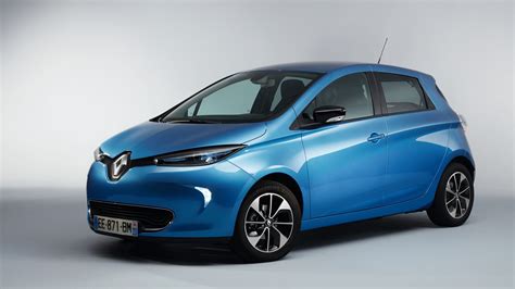 2017 Renault Zoe electric car: larger battery doubles range