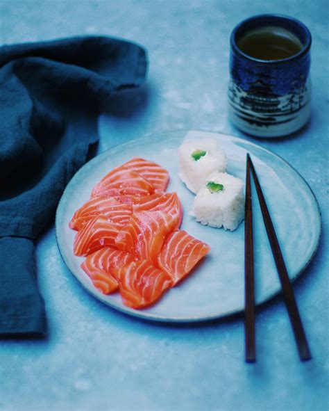 How to Prepare Authentic Japanese Sashimi at Home - foodisinthehouse.com