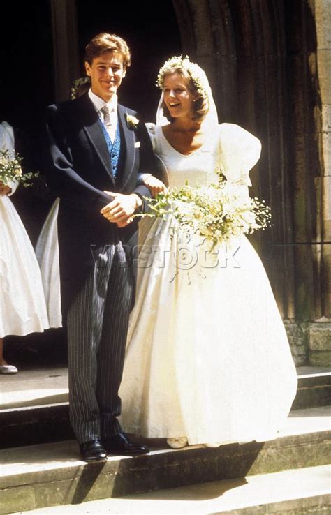 Mariage de James Ogilvy (23 ans), fils de la Princesse Alexandra de Kent, avec Julia Rawliston ...