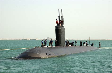 File:Fast attack submarine USS Annapolis (SSN 760).jpg - Wikimedia Commons