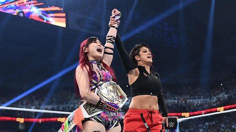 WWE Raw women's championship history - ESPN