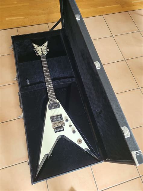 Dean Razorback V 2009 Weiß | Reverb