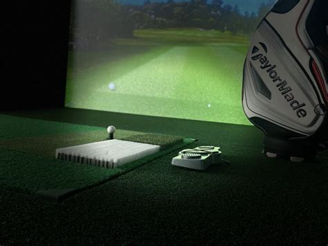 Find A Golf Simulator Near Me! (Best Resource!) - Find Indoor Golf Near You