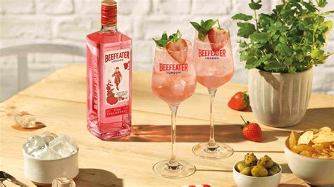 Pink Strawberry Gin Spritz Cocktail Recipe - Beefeater Gin